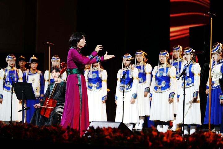 Choral exhibition held in Zhengzhou