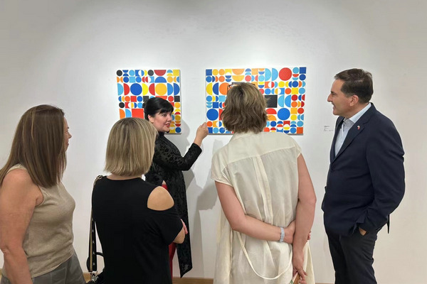 Gallerist brings Uruguayan art to Beijing