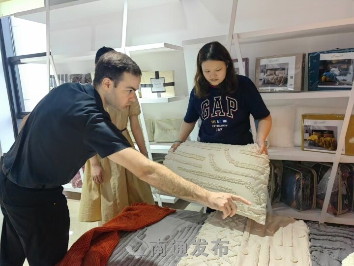 Nantong home textile park draws increasingly more intl businesspeople