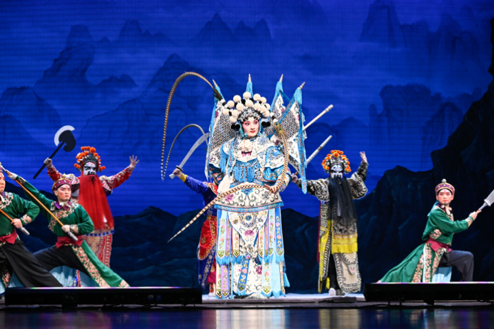 Peking Opera opens art festival in Wuhan