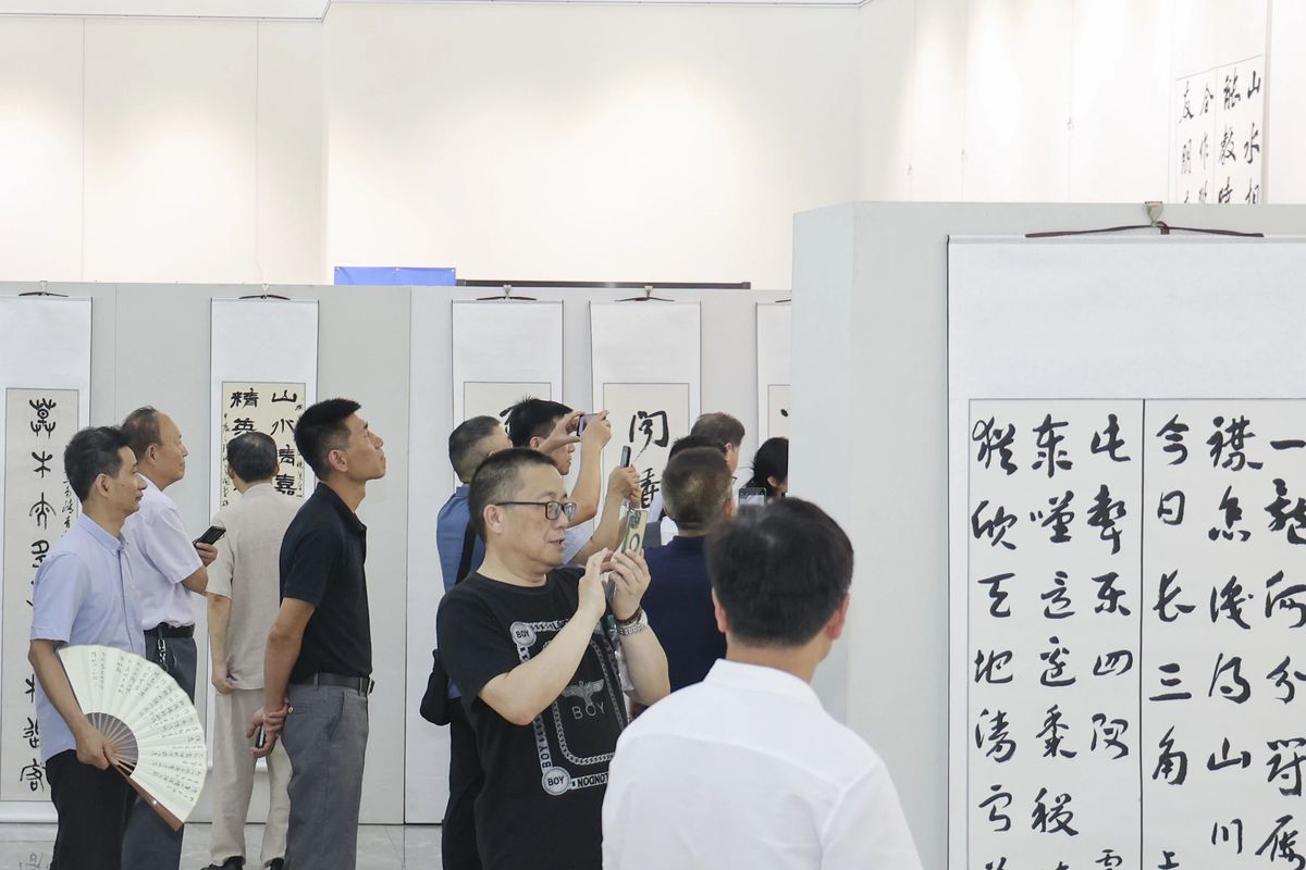 Yangtze River Delta's first couplets culture center established in Taizhou