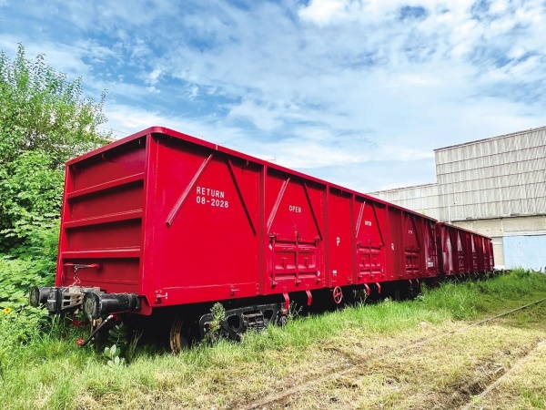 Baotou company helps Pakistan manufacture freight cars