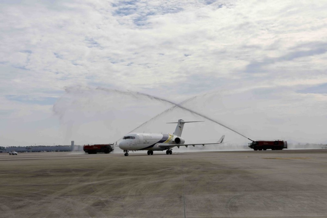 ARJ21 jetliner completes its longest commercial route flight