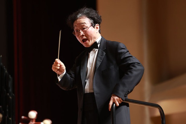 Ye Cong leads young musicians of national orchestra at concert