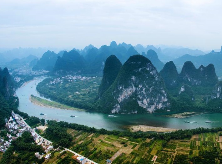 Lijiang River in Guilin offers green development model