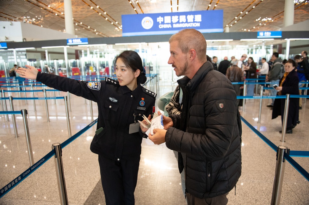 China extends visa-free transit to 10 days, boosts travel options